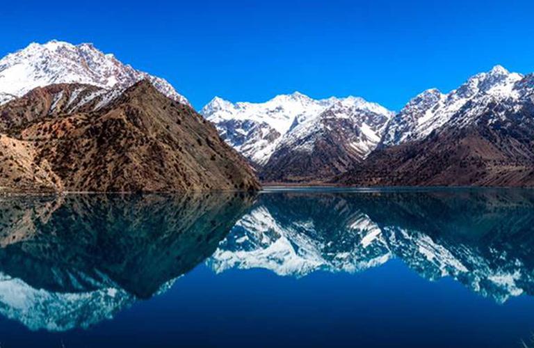 Day trip to Iskanderkul lake