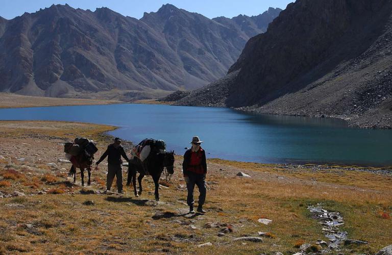 Trekking to Bachor & Bardara