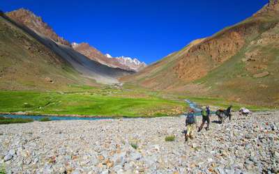 Sakhen lake-Sajarot lake